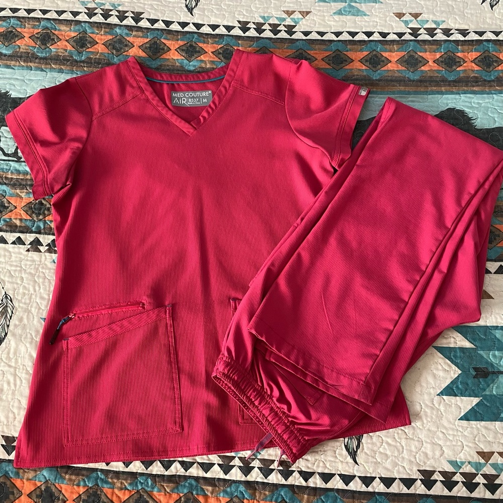 Med Couture Women's 'Air Collection' 
Scrub set.